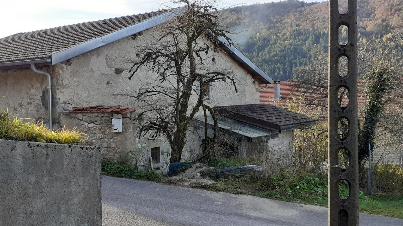 فيلا Coyriereفي Maison Chaleureuse Et Ecologique المظهر الخارجي الصورة